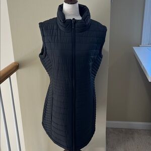 Weatherproof Black Puffer Long Vest Size Women’s XL EUC